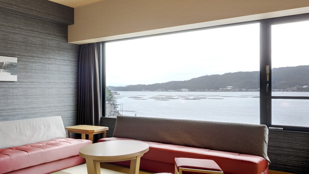 Deluxe Twin Room, Non Smoking, Sea View (Separated Bath and Toilet) - No Daily Cleaning - Photo 8