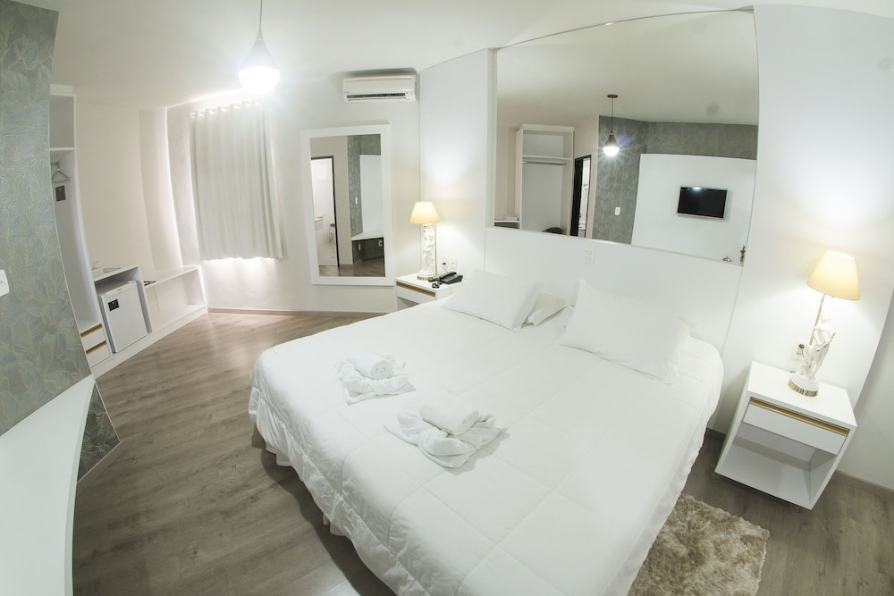 Traditional Suite photo 2
