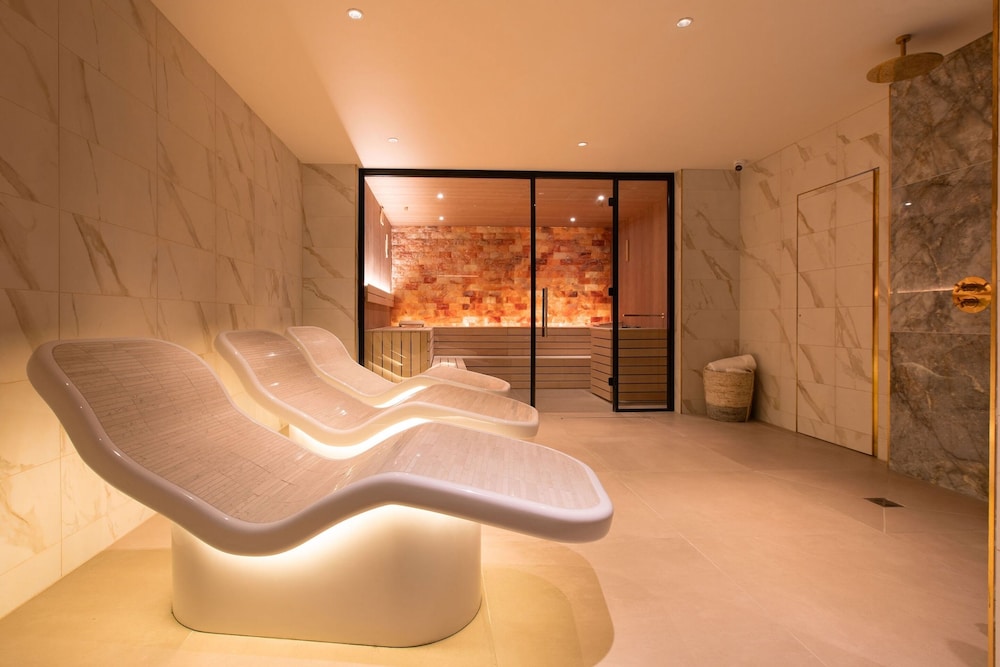 Wellness King Suite photo 3