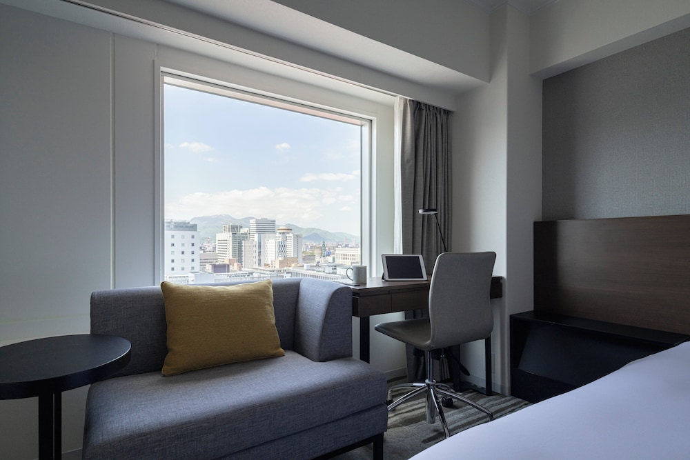 Standard Room, 2 Twin Beds, Corner (High Floor) - Photo 1