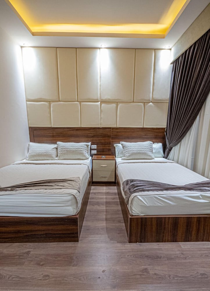 Deluxe Twin Room - Photo 14