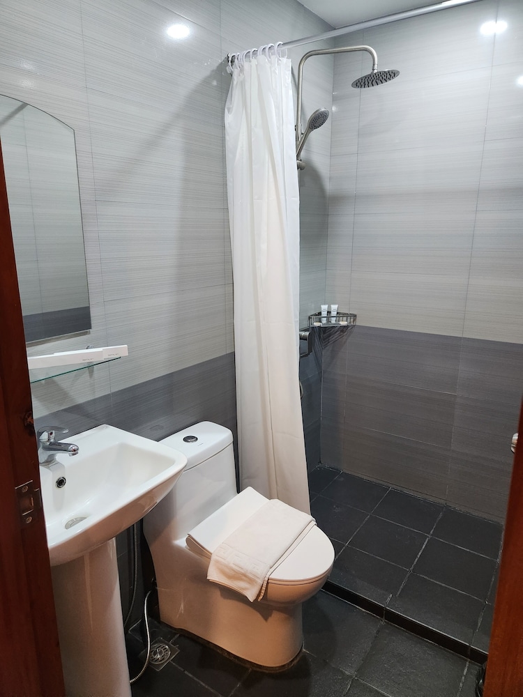 Comfort Twin Room - Photo 10