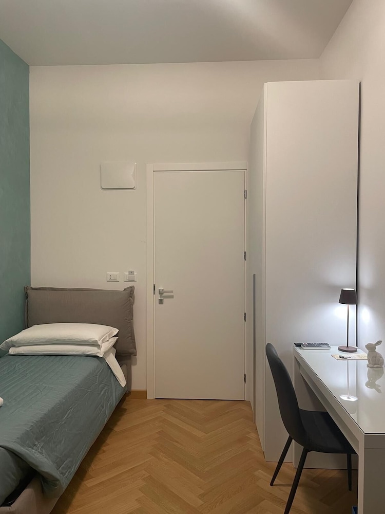 Comfort Single Room