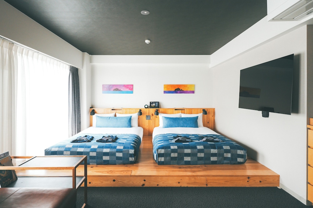 Suite, Multiple Beds, Non Smoking, Balcony - Photo 1