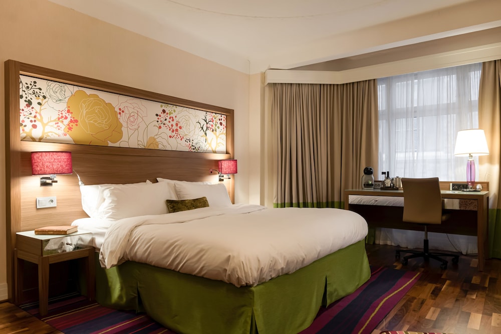 Deluxe Double Room - Photo 8