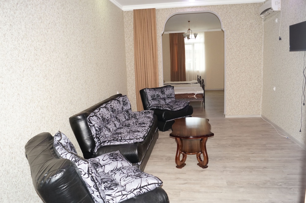 Family Triple Room photo 2