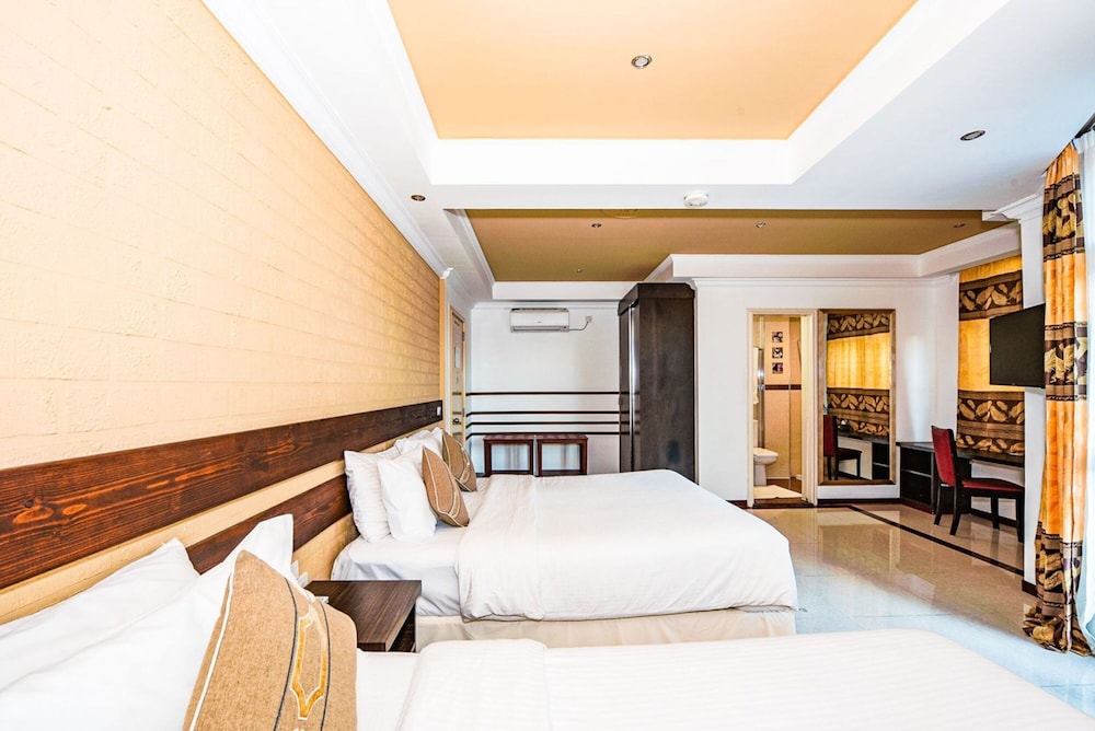 Deluxe Twin Room photo 2