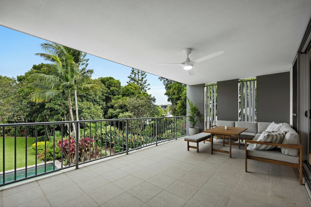 Apartment, 3 Bedrooms, Pool View