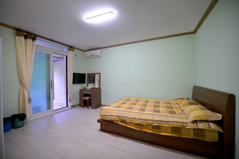 Double Room - Photo 1