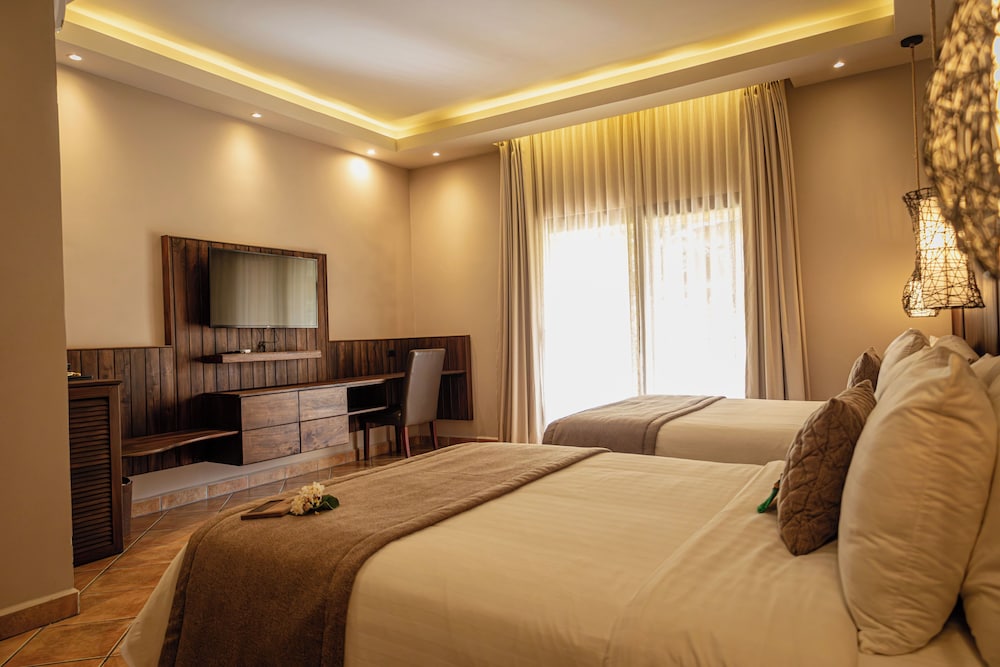 Deluxe Double Room - Photo 4