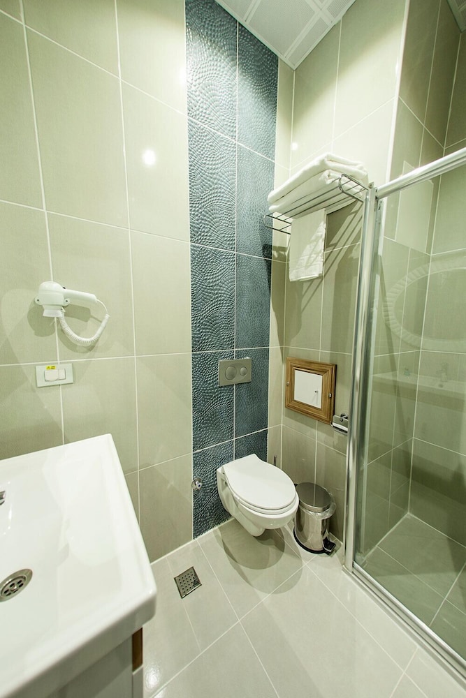 Single Room photo 3