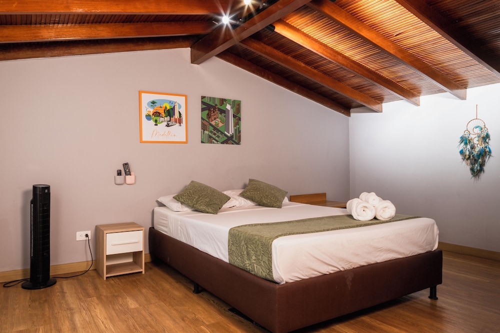 Superior Quadruple Room, City View
