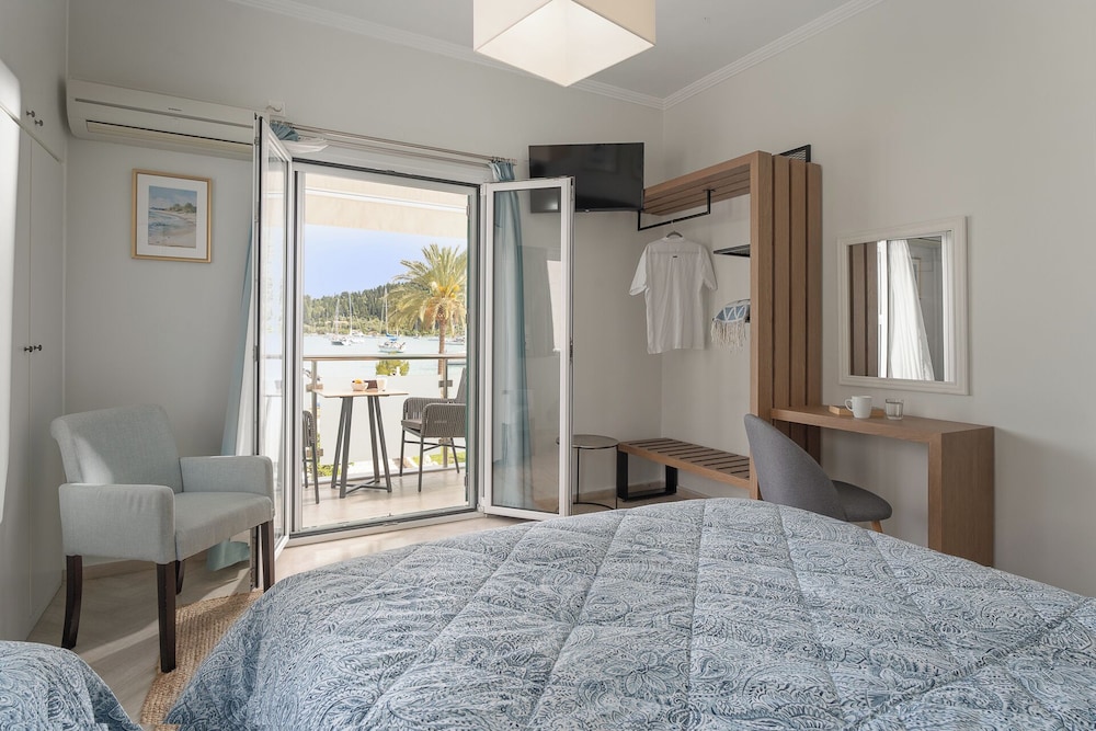 Superior Apartment, 2 Bedrooms, Sea View photo 2