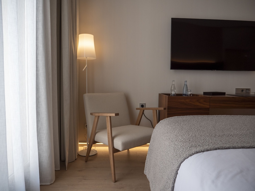 Premium Double Room - Photo 1