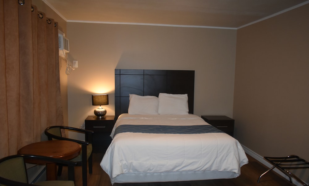 Standard Room, 1 Bedroom, Private Bathroom photo 1