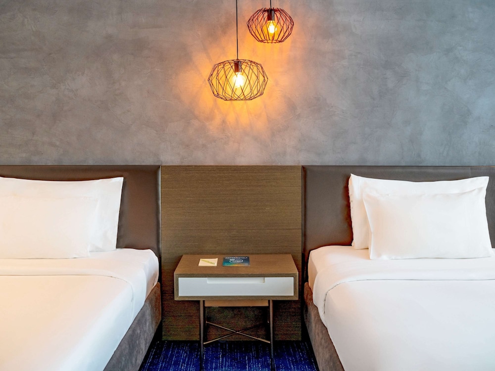 Superior Room, 2 Twin Beds, City View photo 2