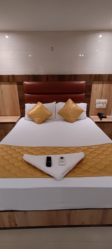 Deluxe Double Room - Photo 1