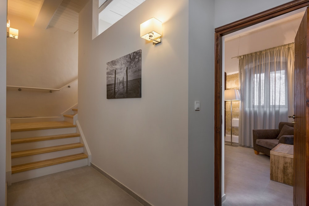 Deluxe 3 Bedroom Villa with Private Pool