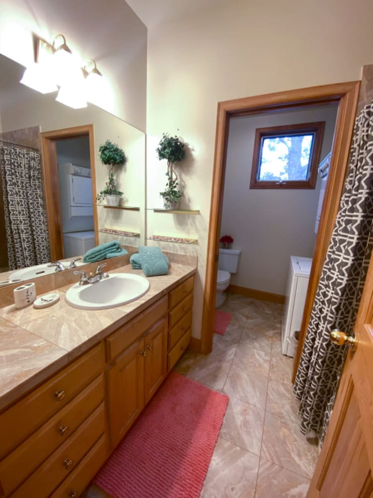 Apt With Balcony & Loft, Mountain Views, Meals & Wellness Activities photo 2