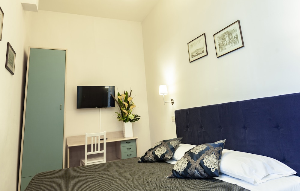 Classic Double Room Single Use photo 1