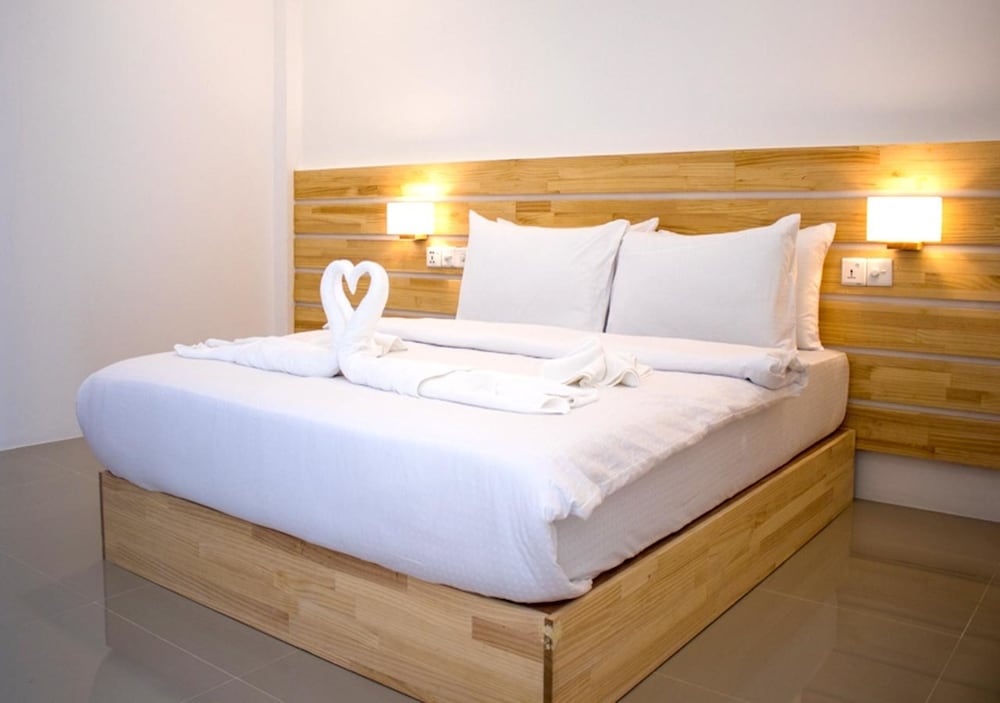Standard Double Or Twin Room With City View photo 3