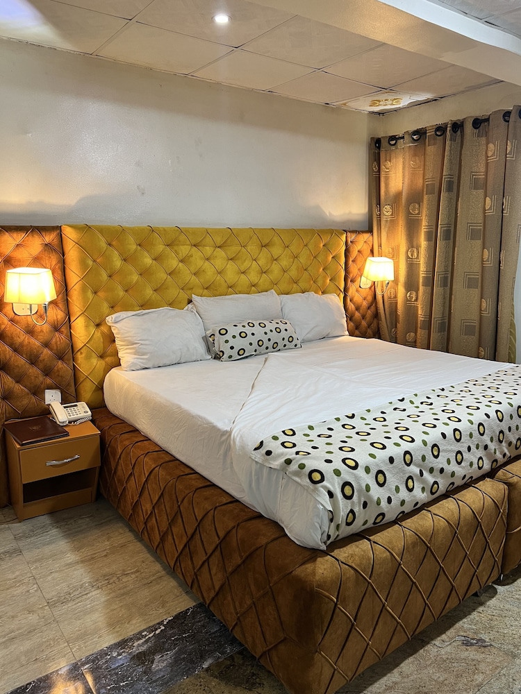 Classic Room, 1 Bedroom - Photo 4