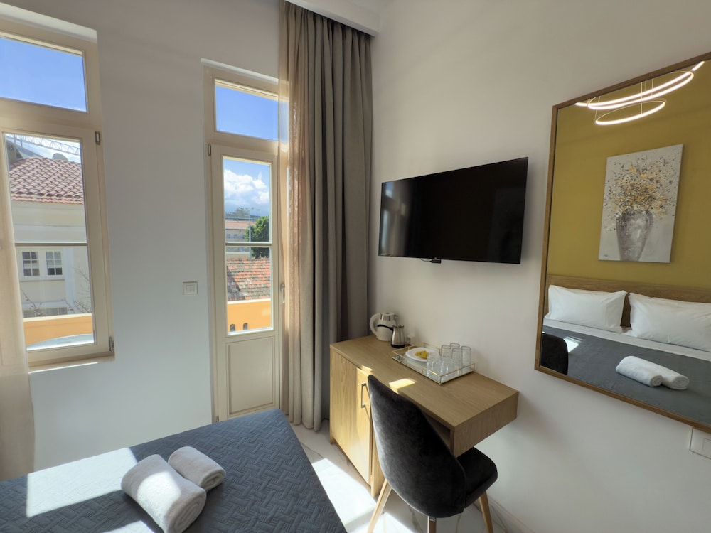 Basic Double Room, Balcony, City View