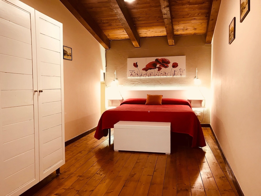 Classic Triple Room - Photo 4