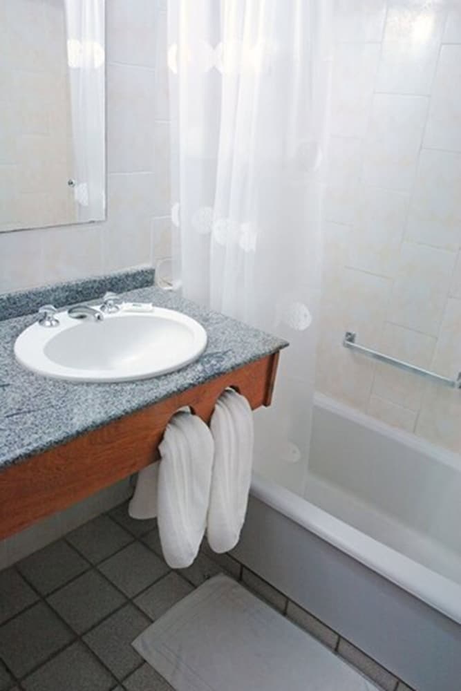Standard Triple Room photo 3