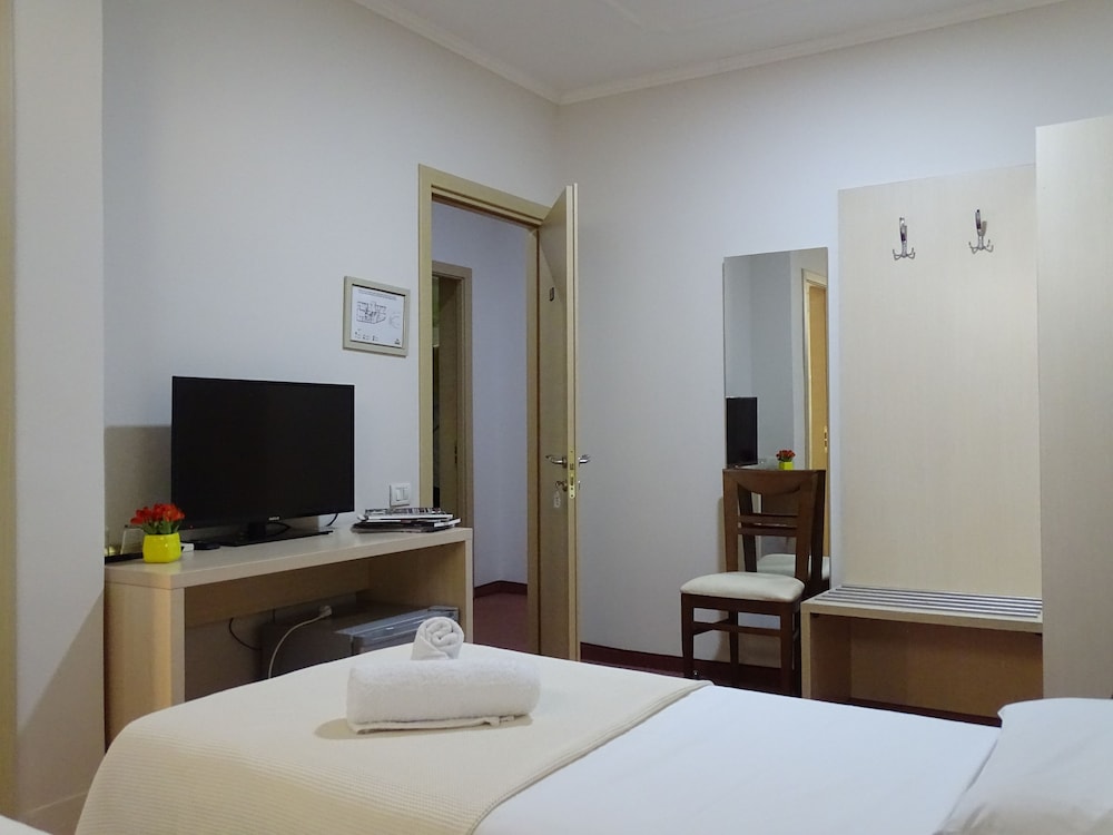 Standard Single Room, 1 Twin Bed, Accessible, City View photo 1