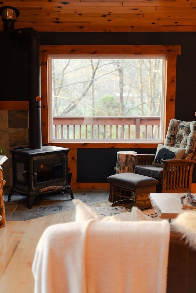 Cabin, Multiple Beds, Hot Tub (O'Hara)