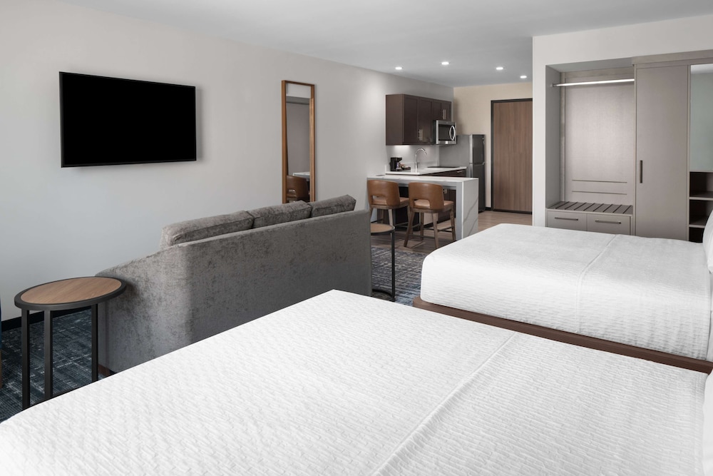 Studio Suite, 2 Queen Beds, Accessible (Roll-In Shower) - Photo 1