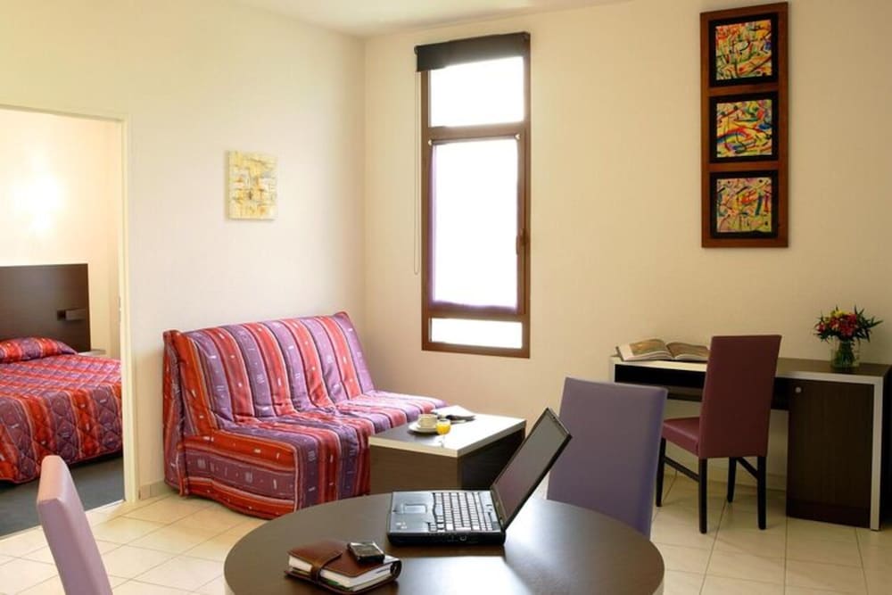 Classic Apartment, 2 Bedrooms