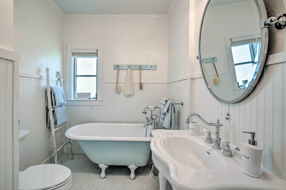 House (2 Bedrooms) photo 2