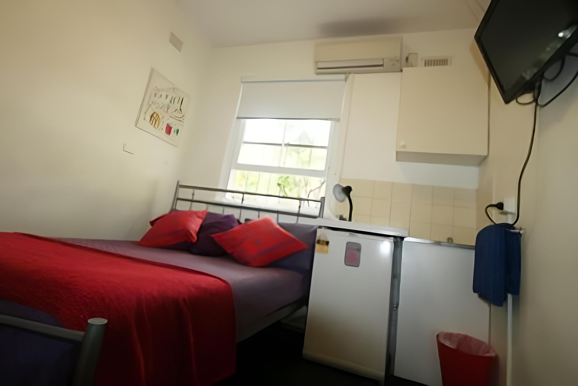 Double Room, Shared Bathroom photo 2