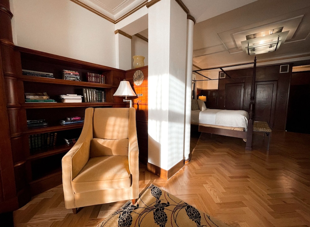 Executive Junior Suite (Omer Marchand) photo 1