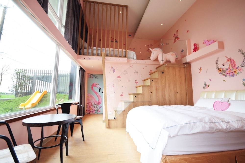 Gallery Loft, 2 Double Beds photo 1
