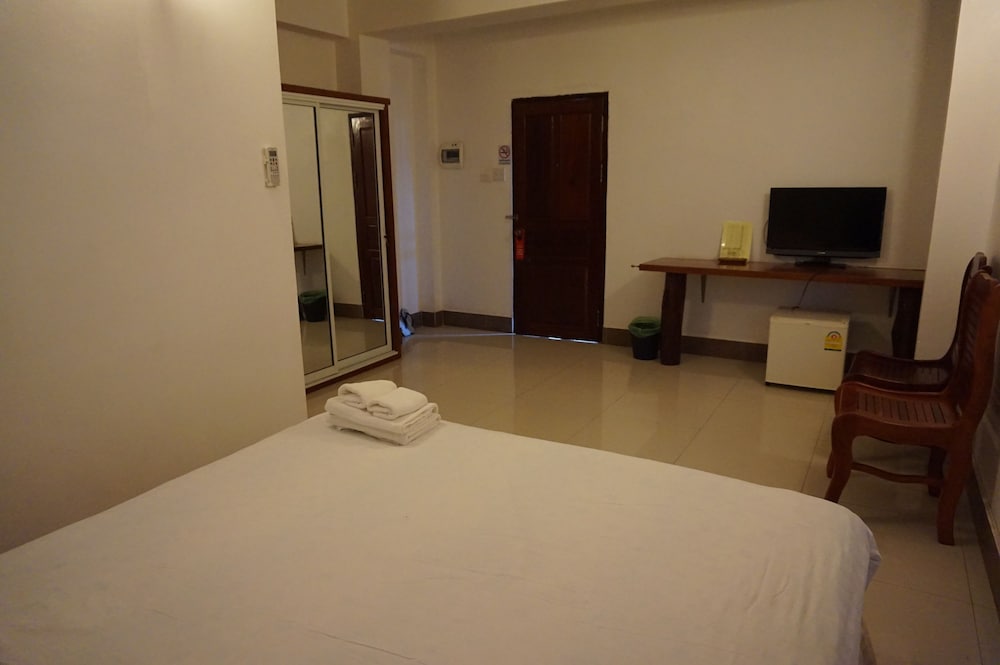 Standard Double Room, River View photo 3
