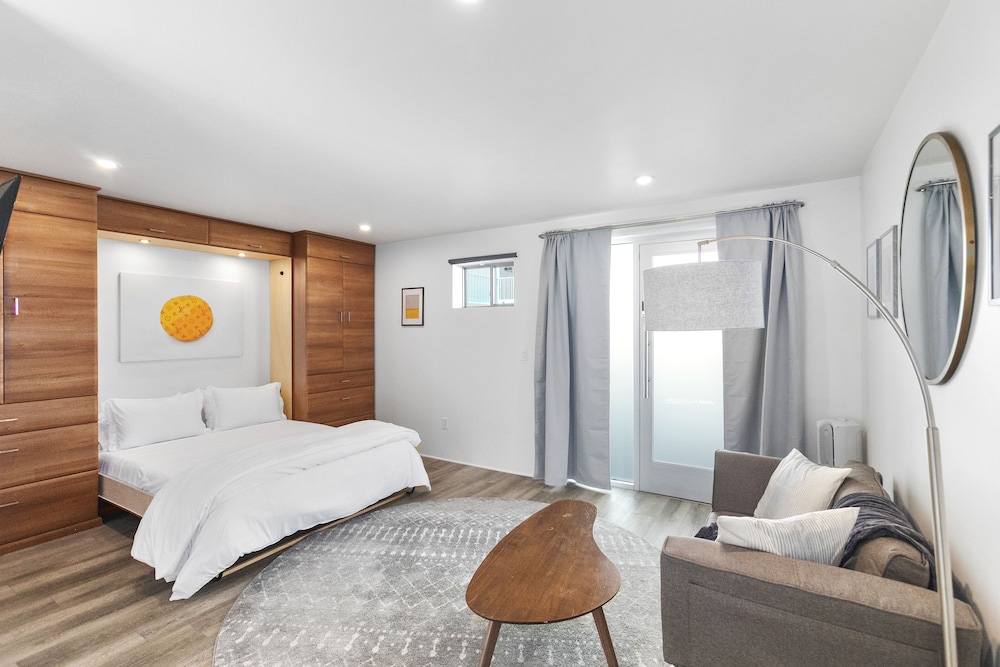 Luxury Studio Suite