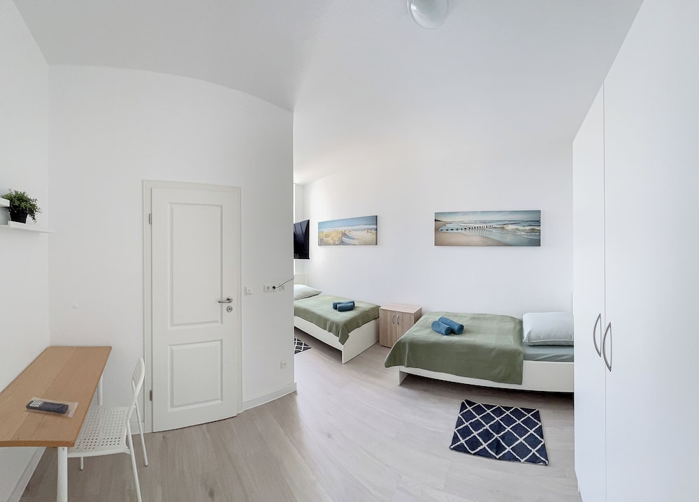 Basic Double or Twin Room photo 2
