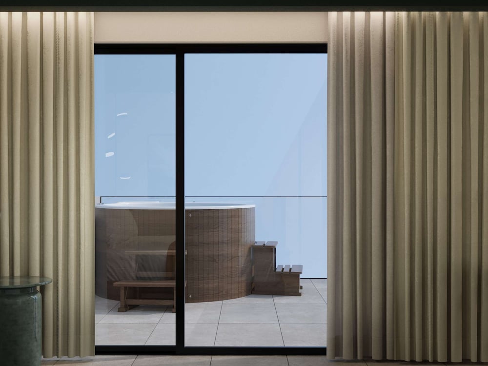 Suite, Two Balconies