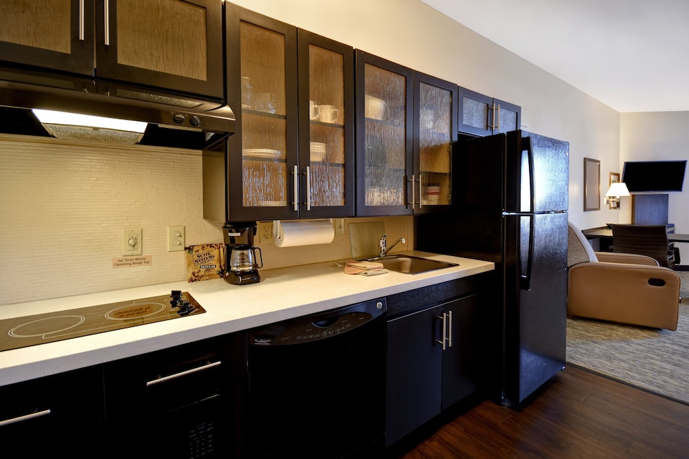 Studio Suite, 2 Queen Beds, Accessible Bathtub (Hearing, Transfer Shower)