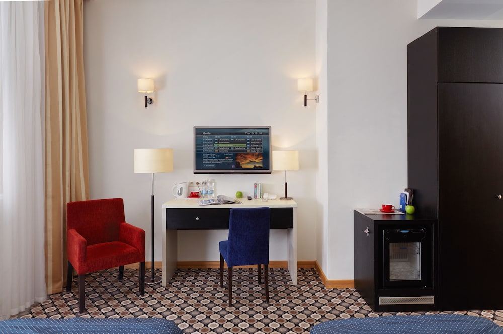 Standard Twin Room, Accessible photo 3