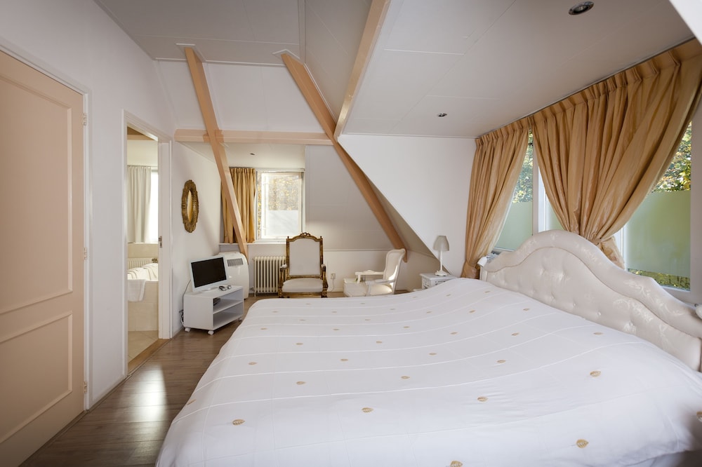 Double Room (The Queensroom) photo 3