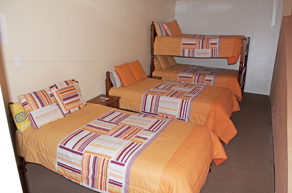 Triple Room (3 beds) photo 3