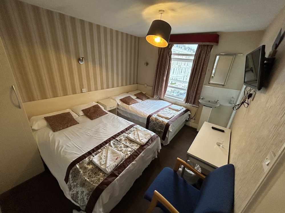 Standard Quadruple Room photo 1