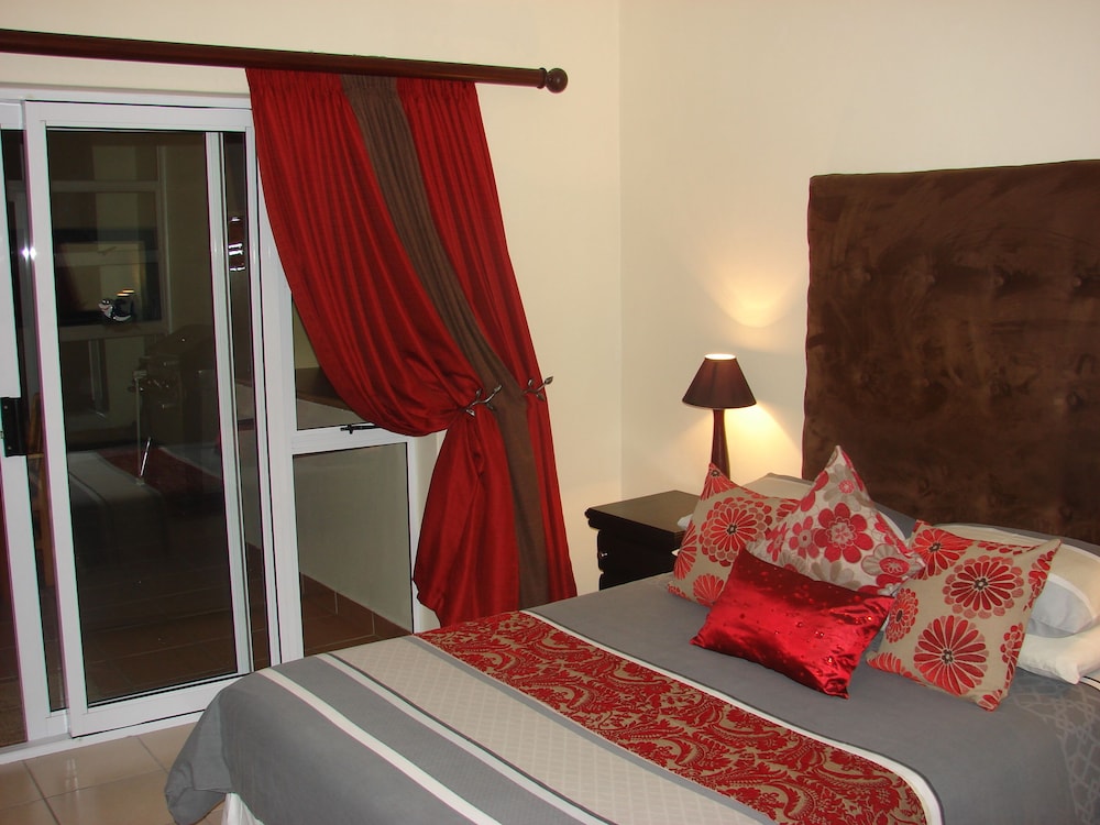 Family Apartment, 2 Bedrooms (Kingklip Apartment)