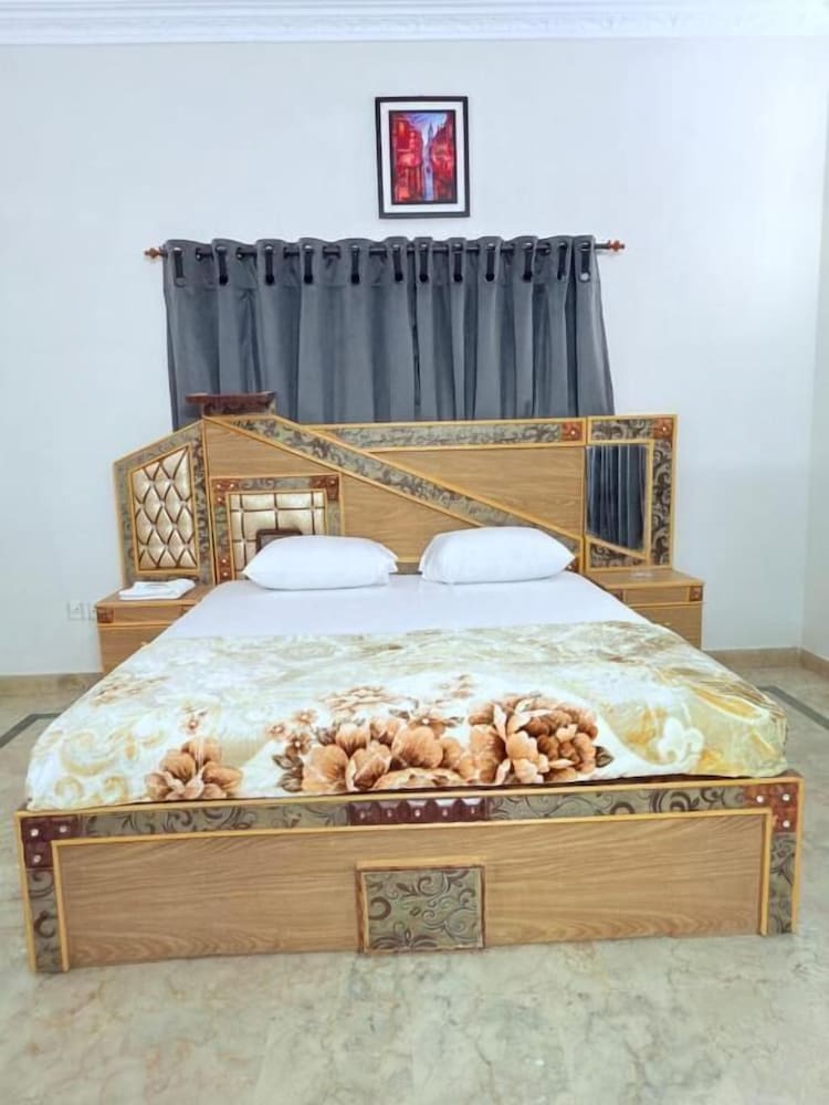 Double Room, Mountain View