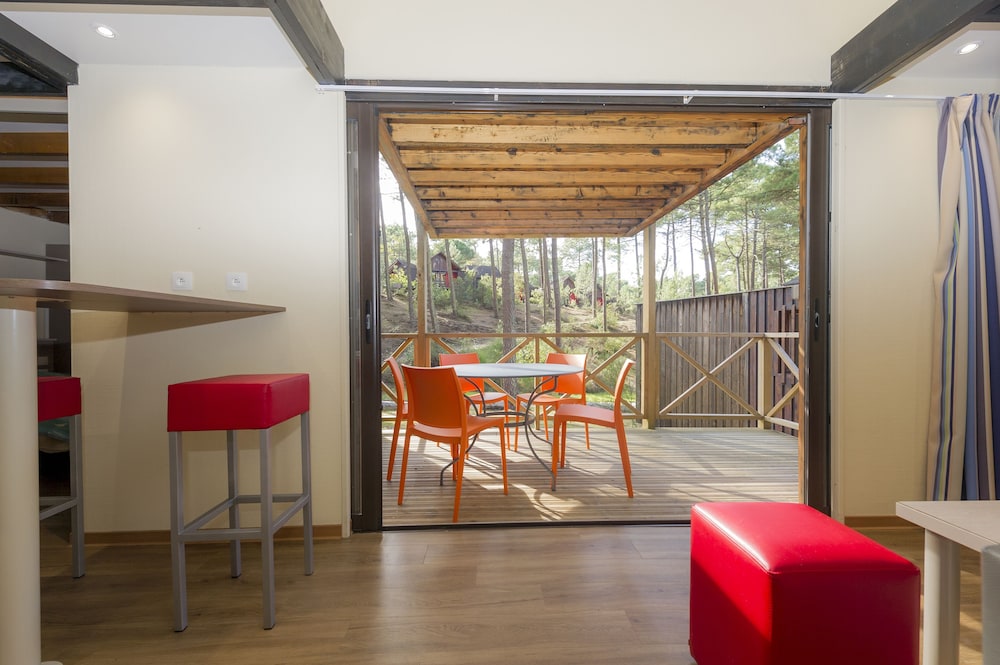 Family Chalet (2/4 personnes) photo 3