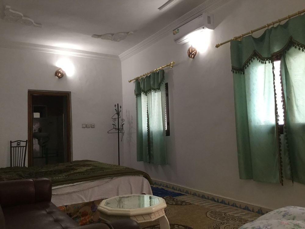 Todgha photo 2
